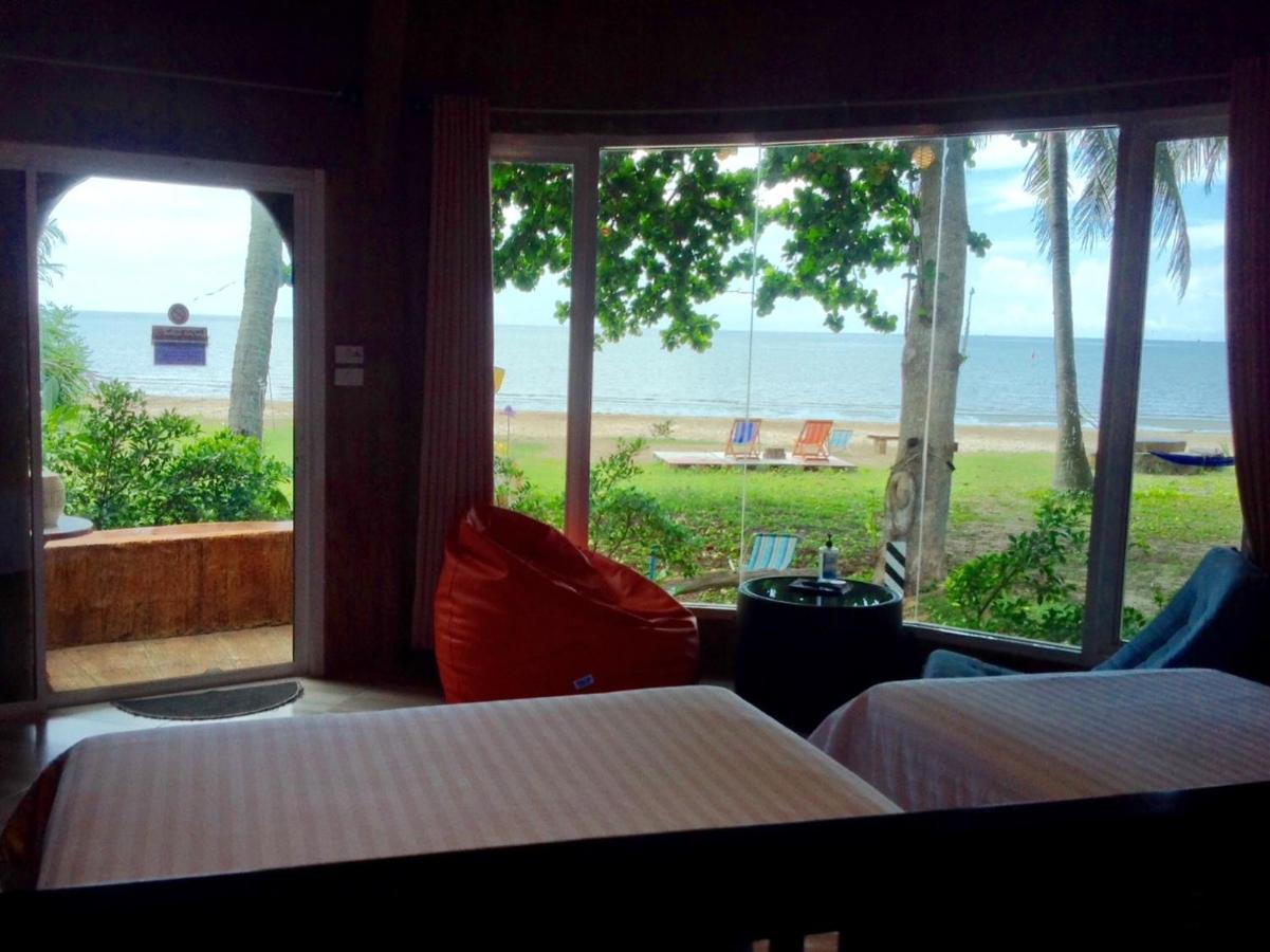 Hotel Ban Tawansongfa Lang Suan Exteriér fotografie