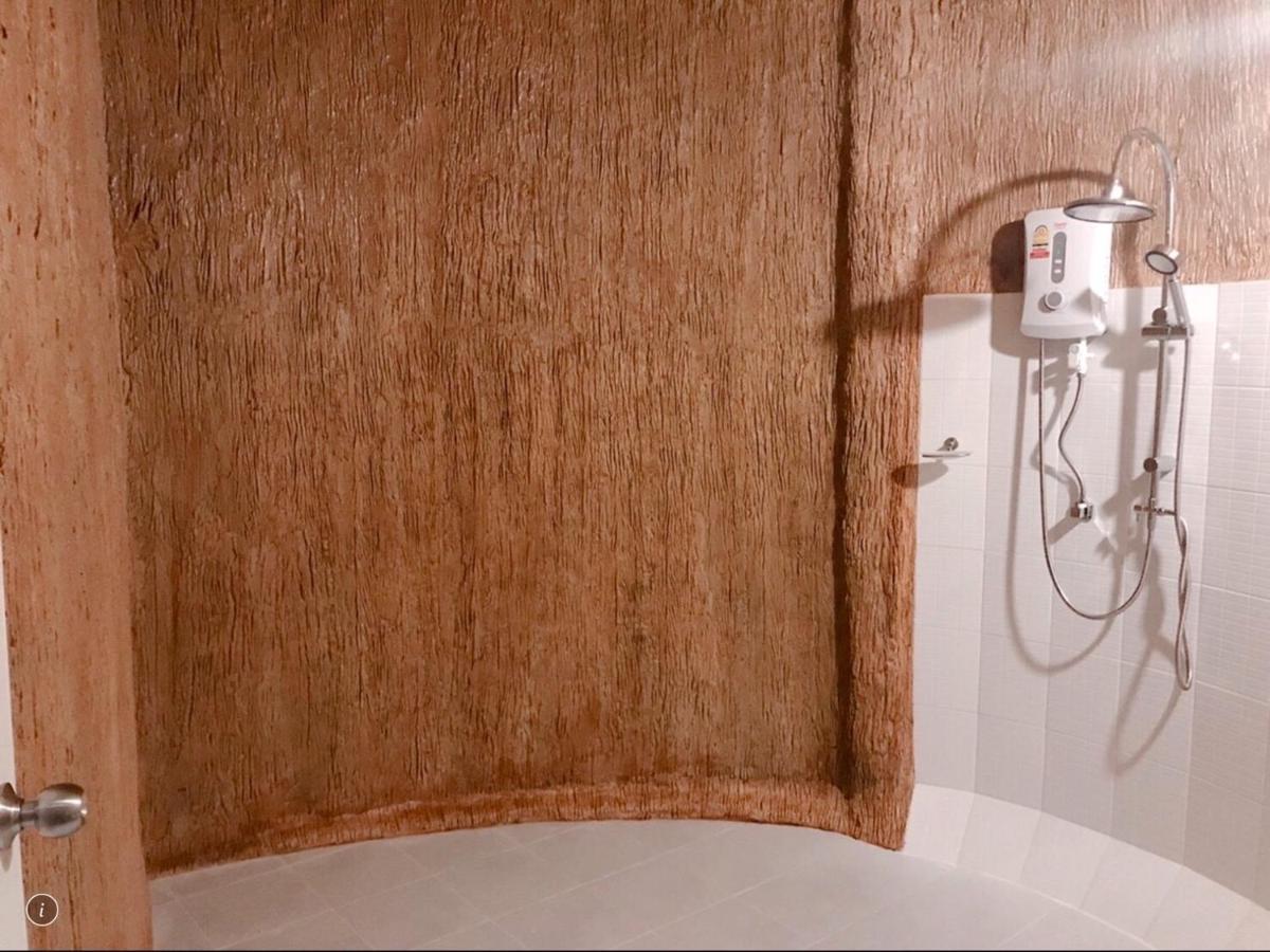 Hotel Ban Tawansongfa Lang Suan Exteriér fotografie